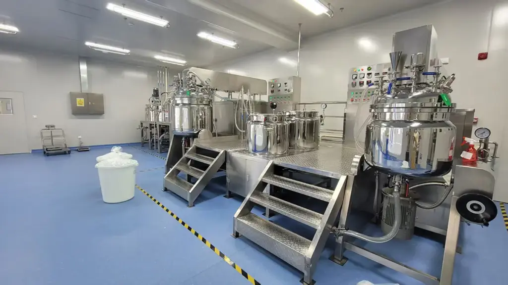 Material_Processing_Class_100,000_Cleanroom